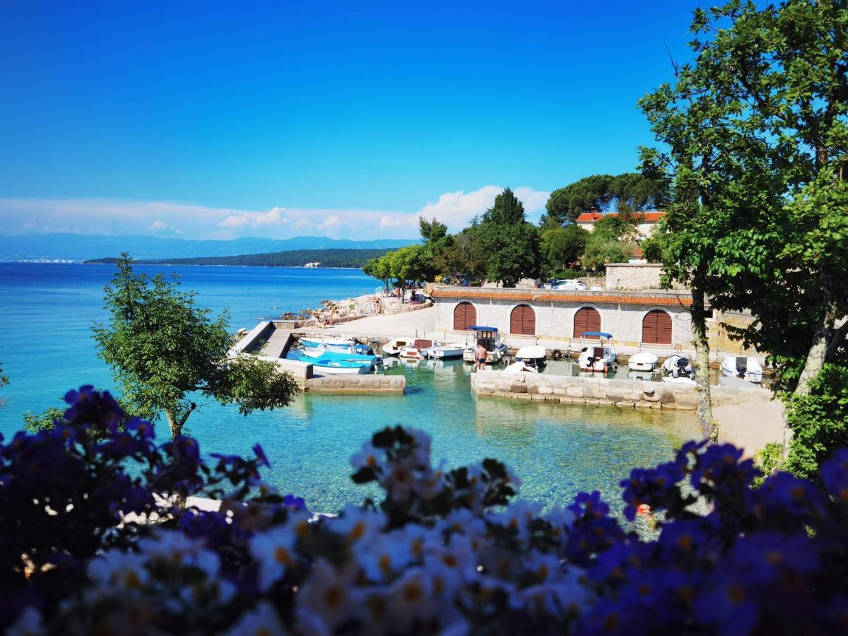 Guesthouse Olei Malinska Buitenkant foto